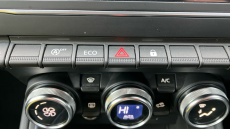 Renault Clio 1.0 TCe 90 Iconic Edition 5dr Petrol Hatchback